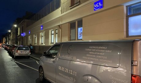 Entreprise d'électricité pour aménagement et rénovation d'agence bancaire à Auxerre et en Bourgogne 